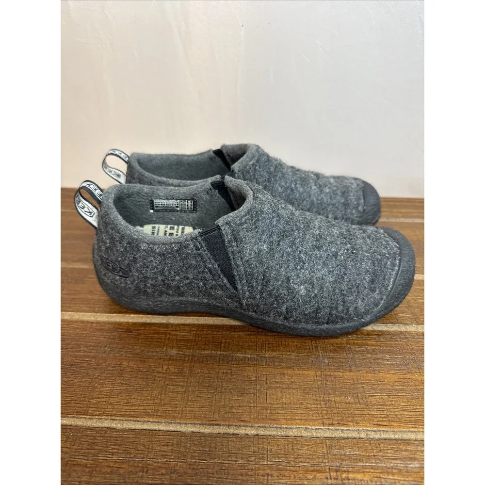 Keen Howser II Womens Shoes Sz 6‎ Casual Gray Felt Black Slip On Comfortable